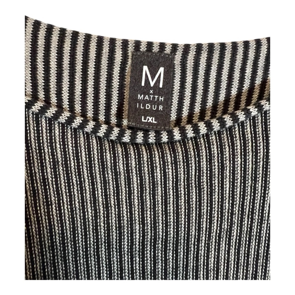 M x Matthildur Women's Icelandic Black and Grey Striped Sweater Size L/XL - Picture 2 of 6